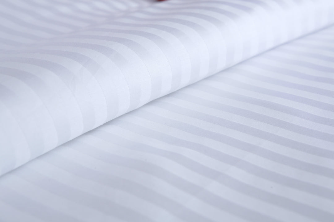 Hotel Style Crisp White Sateen Cotton Striped Duvet Cover Set - 600 Thread Count OEKO-TEX Certified Luxury Bedding