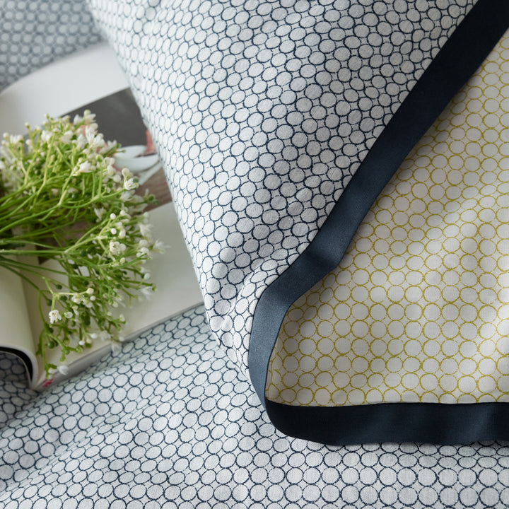Soft Cotton Modal Yellow & Dark Blue Dotted Pattern Duvet Young Adult
