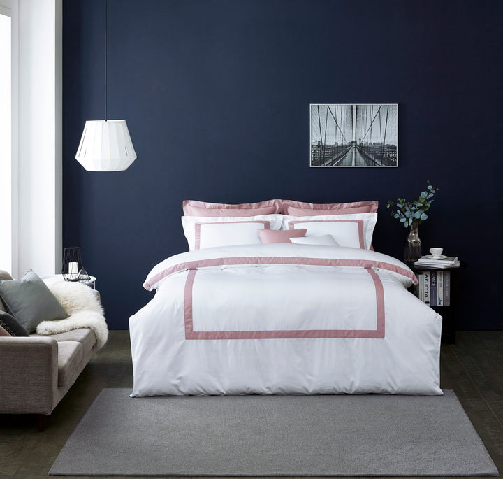 LaCozi Hotel Collection Blush Pink Border Frame Duvet Cover Set