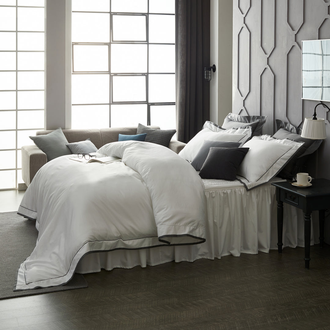 LaCozi Lucia Cotton Sateen White Gray Trimmed Duvet Cover Set