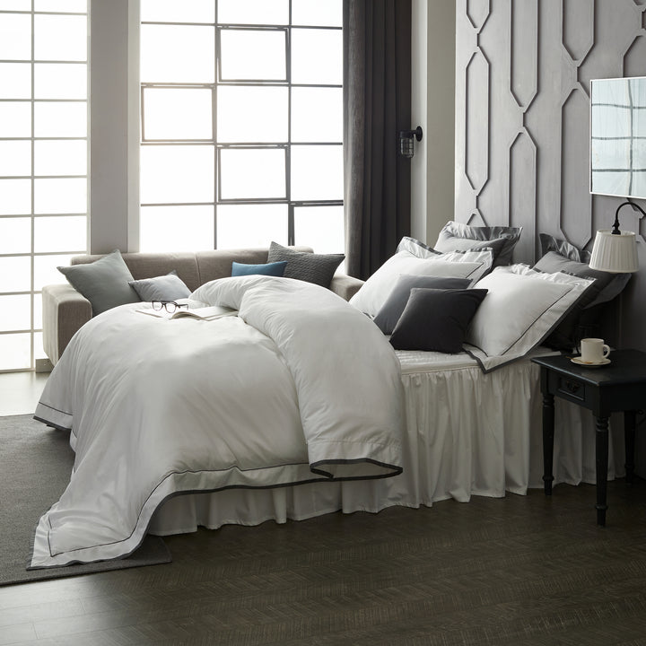 LaCozi Lucia Cotton Sateen White Gray Trimmed Duvet Cover Set
