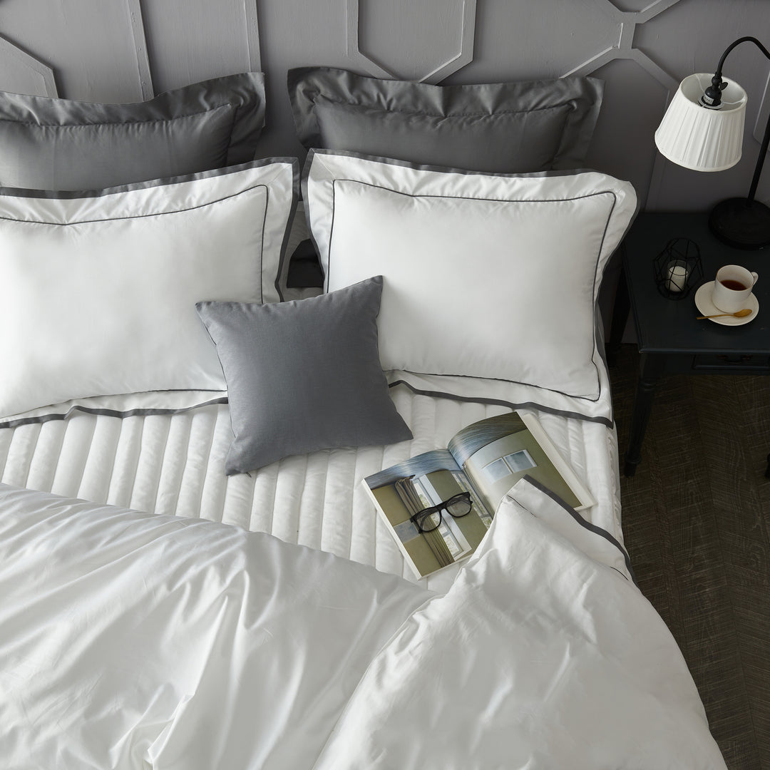 LaCozi Lucia Cotton Sateen White Gray Flange Design Duvet Cover Set