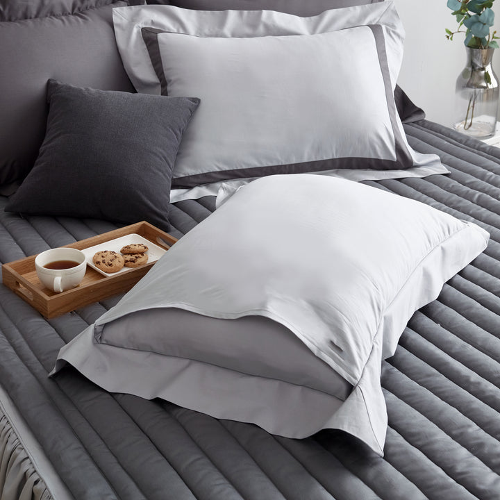 Boutique Hotel Style Gray Border Duvet Cover Set