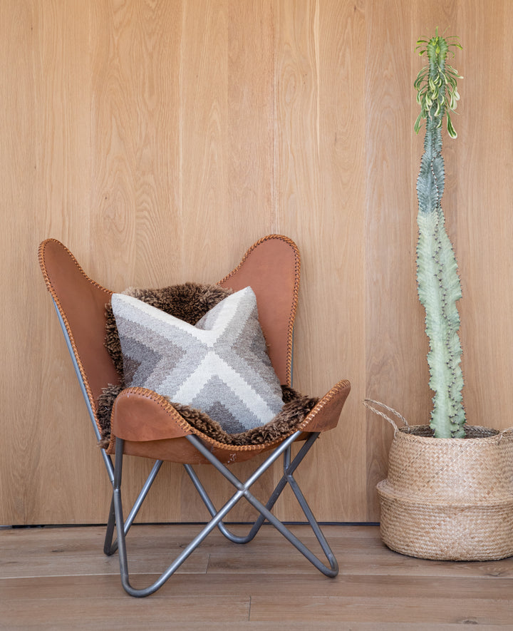 farm house wool pillow